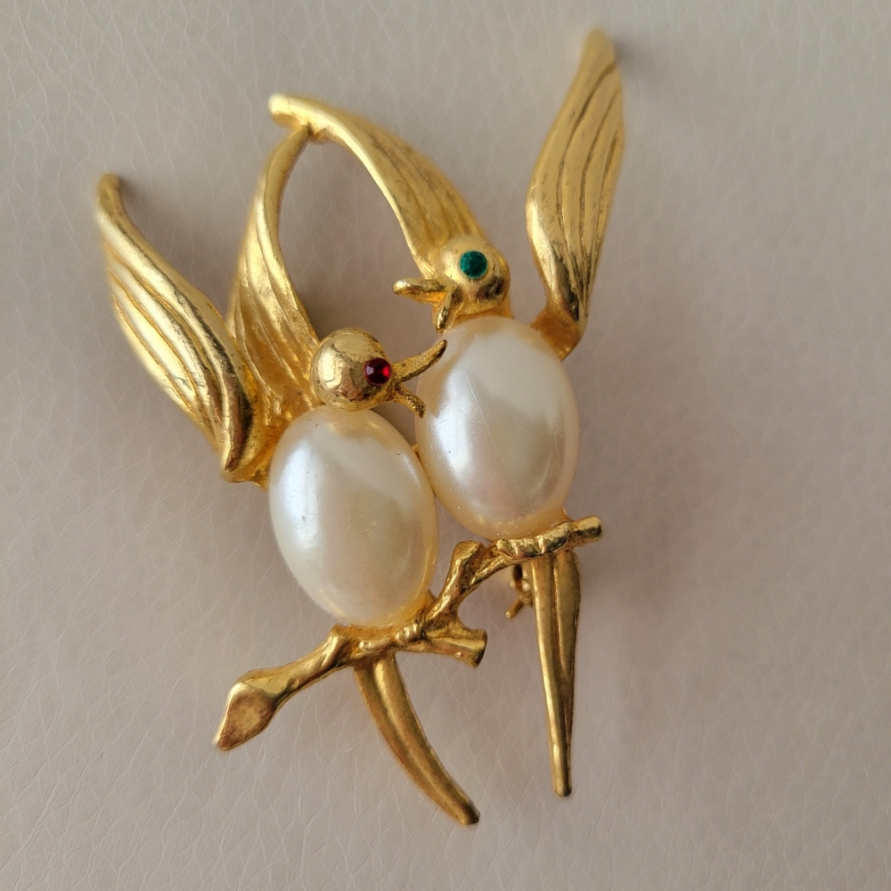 Brooch  Birds on Branch ~ Gold-tone Metal Faux Pearl Rhinestone Eyes FINAL PRICE - Picture 6 of 16